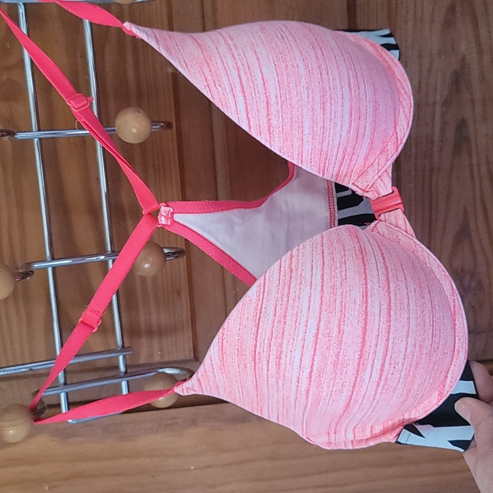 PINK bra